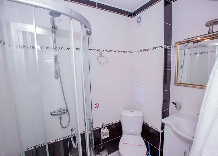 The Step Family Hotell