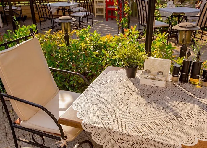 The Step Family Szálloda 2*