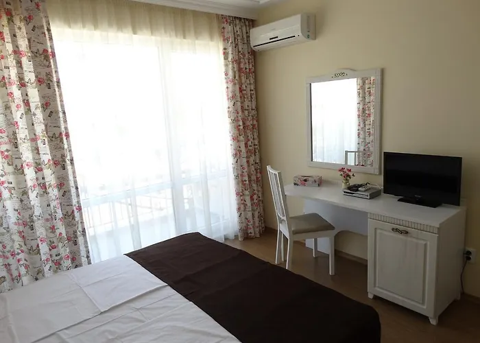 Szálloda The Step Family 2*